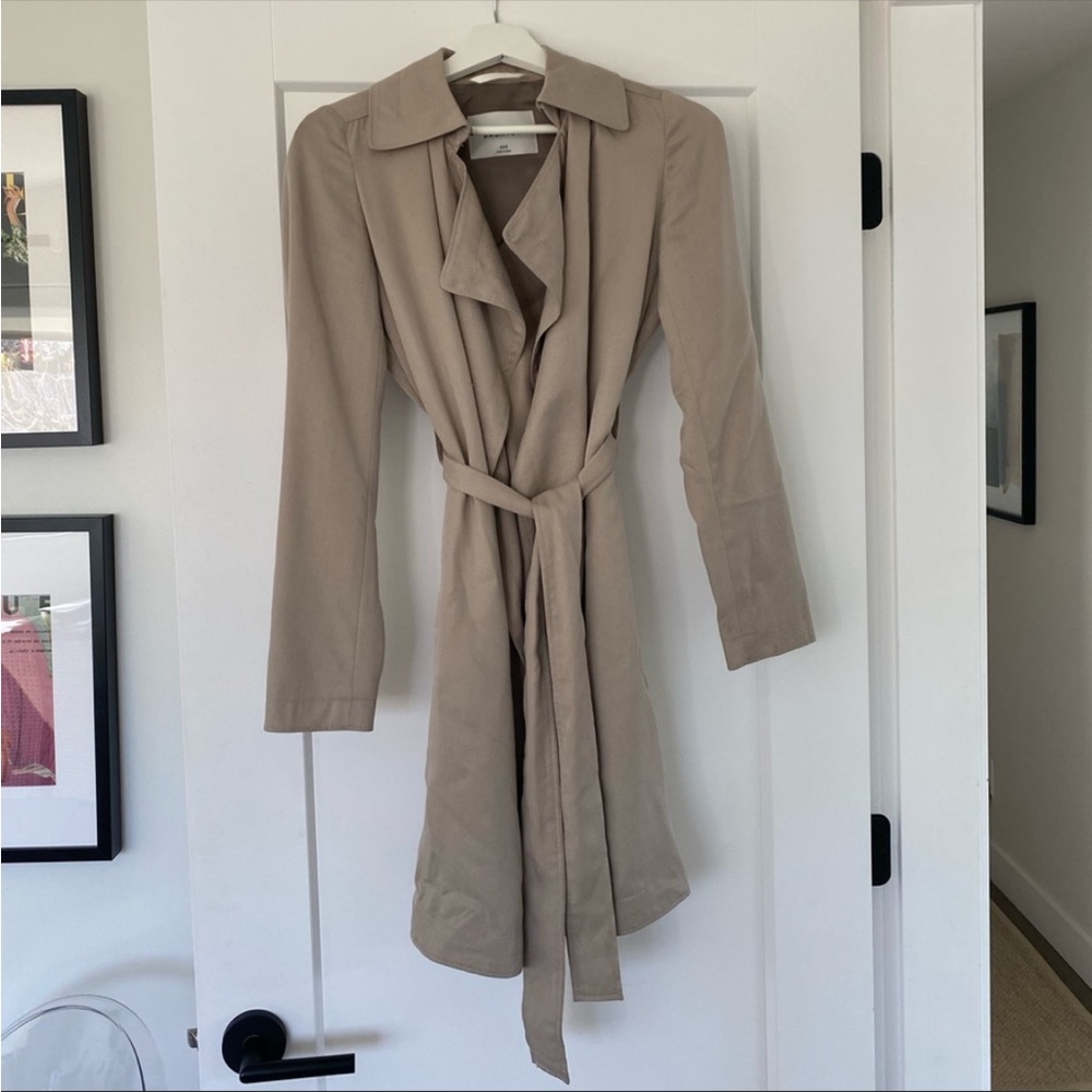 Aritzia Trench Coat - Babaton